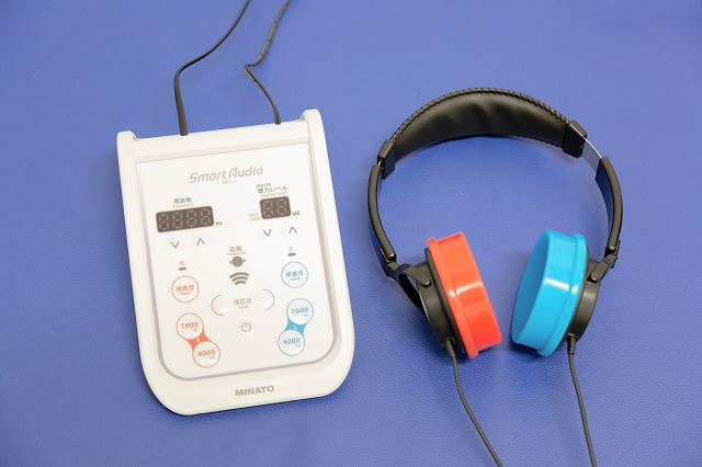 聴力検査機器（オージオメーター）